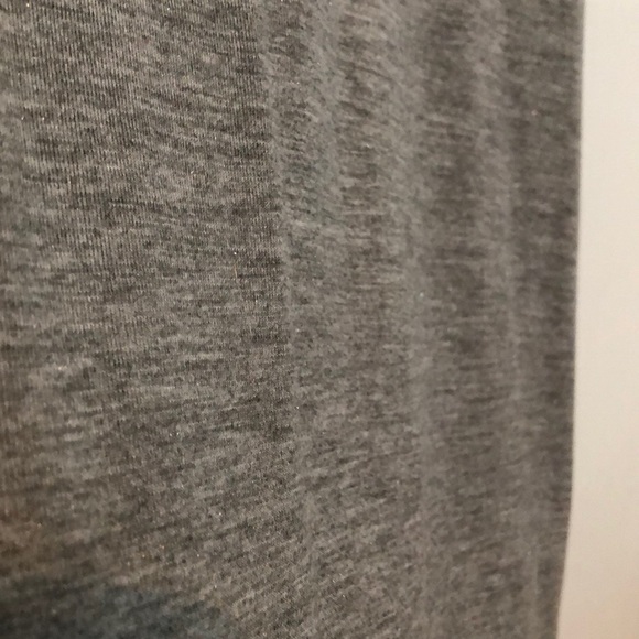 Forever 21 Small Tank - Picture 3 of 5